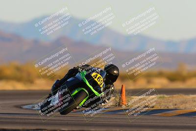 media/Jan-21-2023-CVMA (Sat) [[b9eef8ba1f]]/Race 12 Amateur Supersport Open/